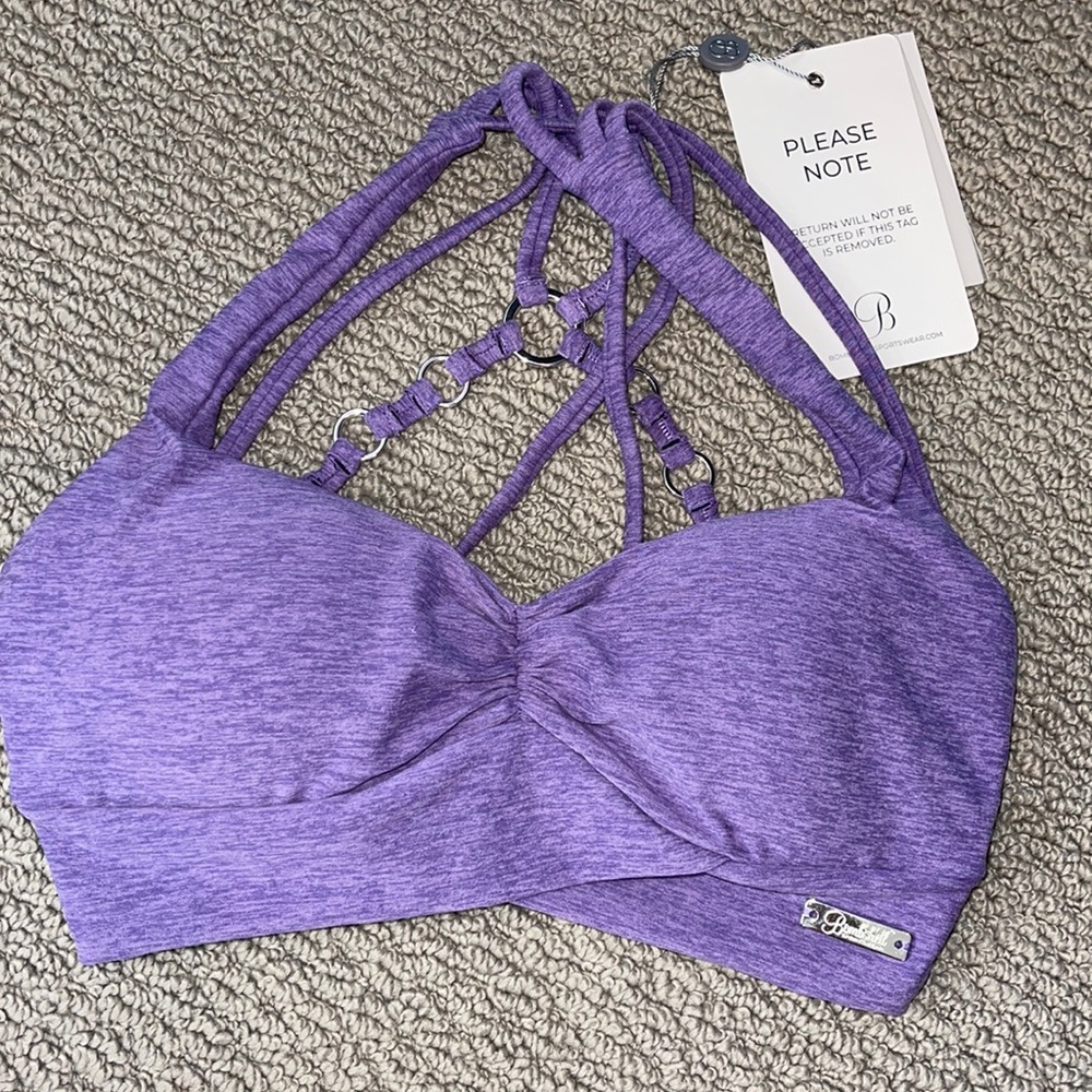 Sports bra